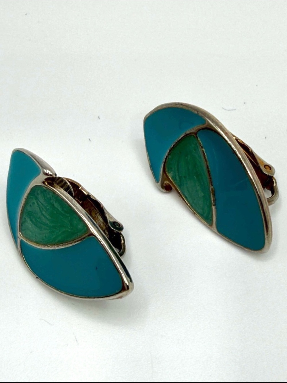 Vintage Abstract Geometric Enamel Clip-On Earrings Teal Sage Green